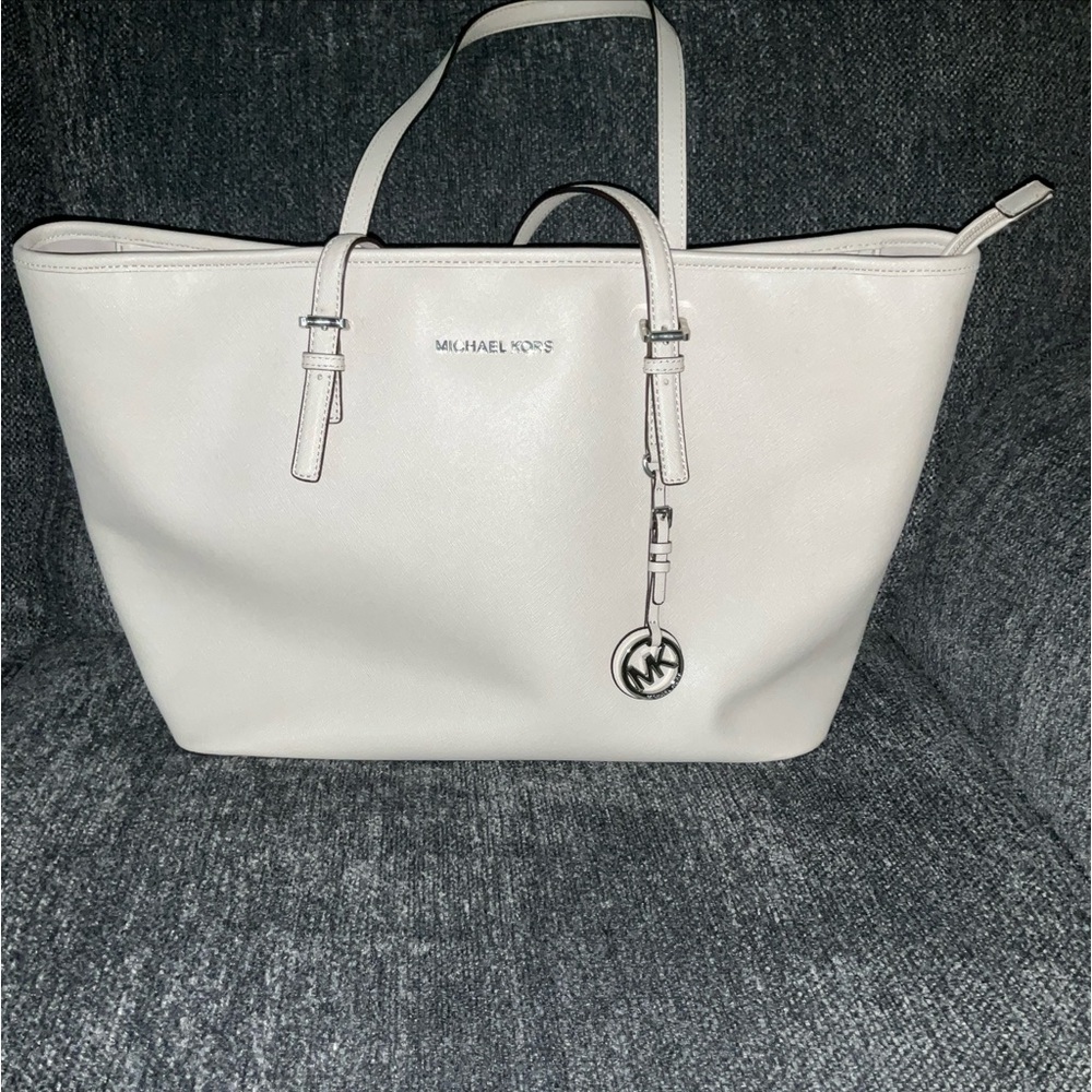 Michael Kors Large Carry All Tote